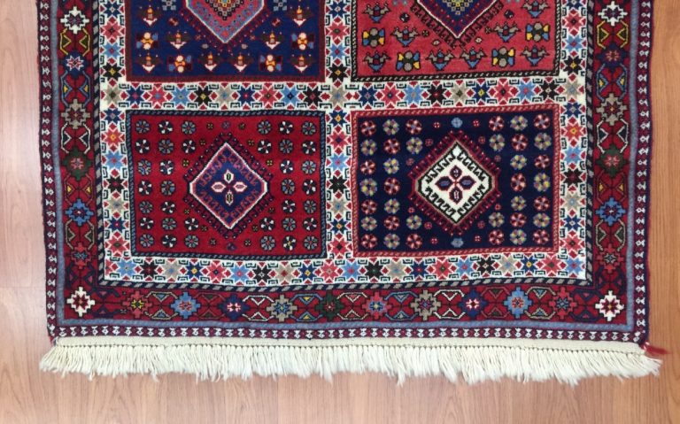 Yalameh Shiraz fine wool rug - Image 2