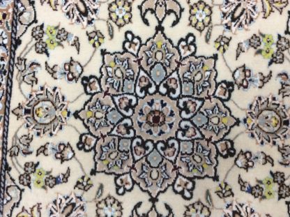 Premium Quality Persian Naieen wool and silk rug Size 100 cm X 58 cm - Image 2