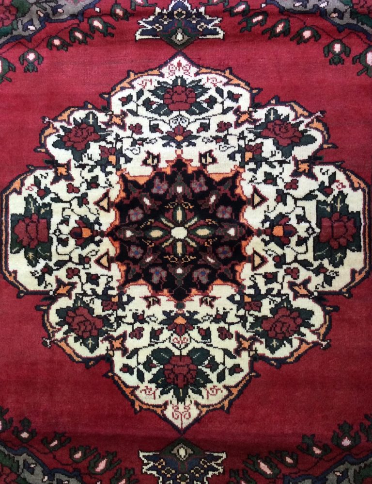 Bakhtiari 2.02m. X 1.3 m. wool carpet - Image 2