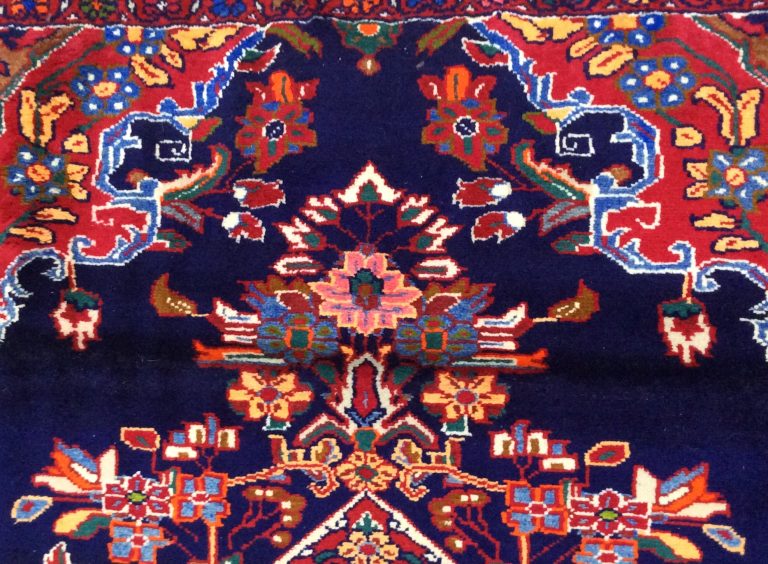 Bakhtiari 2.15m. X 1.52m. wool rug - Image 5