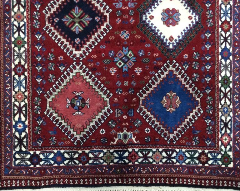 Yalameh Shiraz 166 cm. X 104 cm.fine wool - Image 2