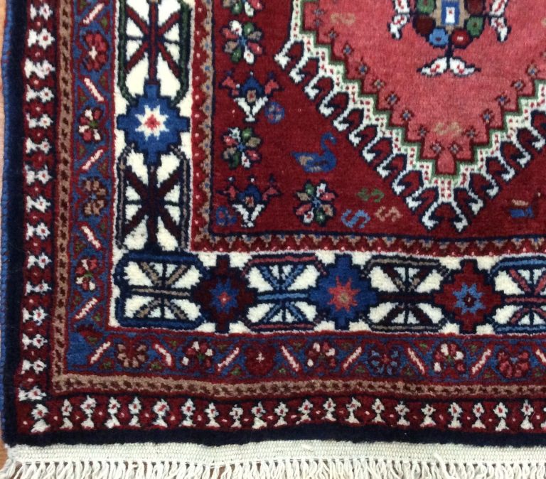 Yalameh Shiraz 166 cm. X 104 cm.fine wool - Image 7