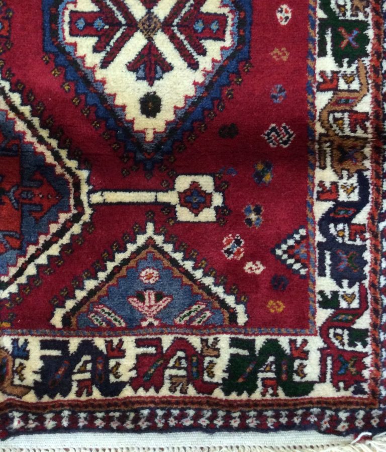 Yalameh Shiraz 148 cm. X 104 cm. Fine wool rug - Image 12