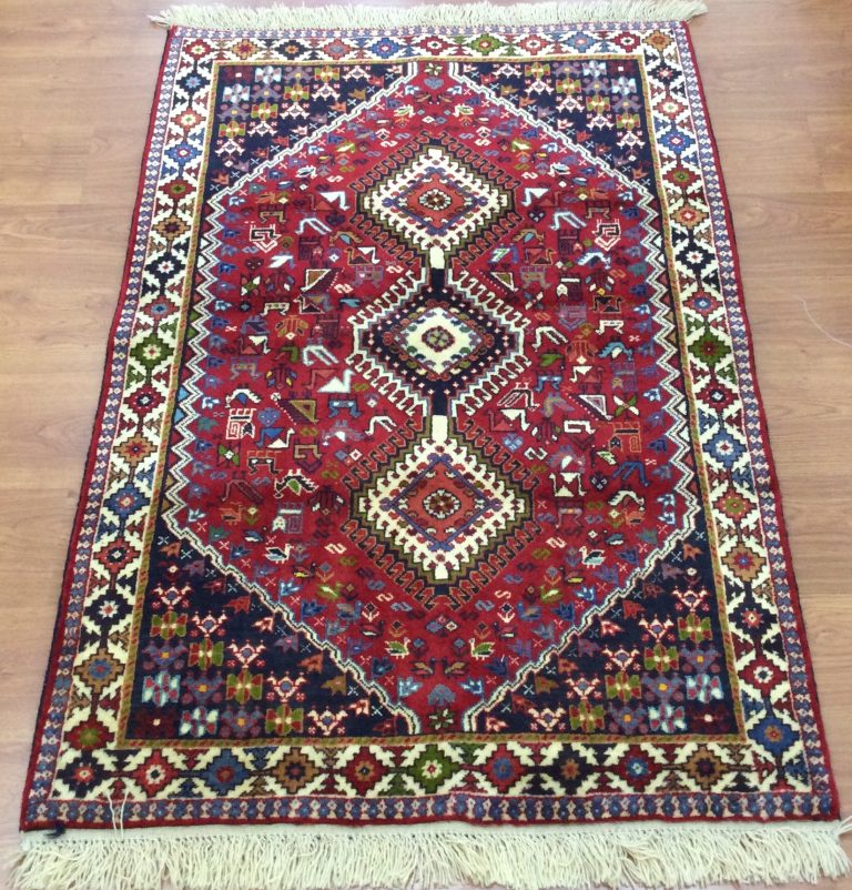 Yalameh Shiraz 153 cm. X 103 cm. Fine wool rug - Image 5