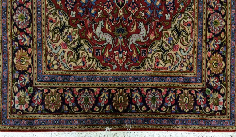 Isfahan extra fine 240 cm. X 137 cm. wool rug - Image 6