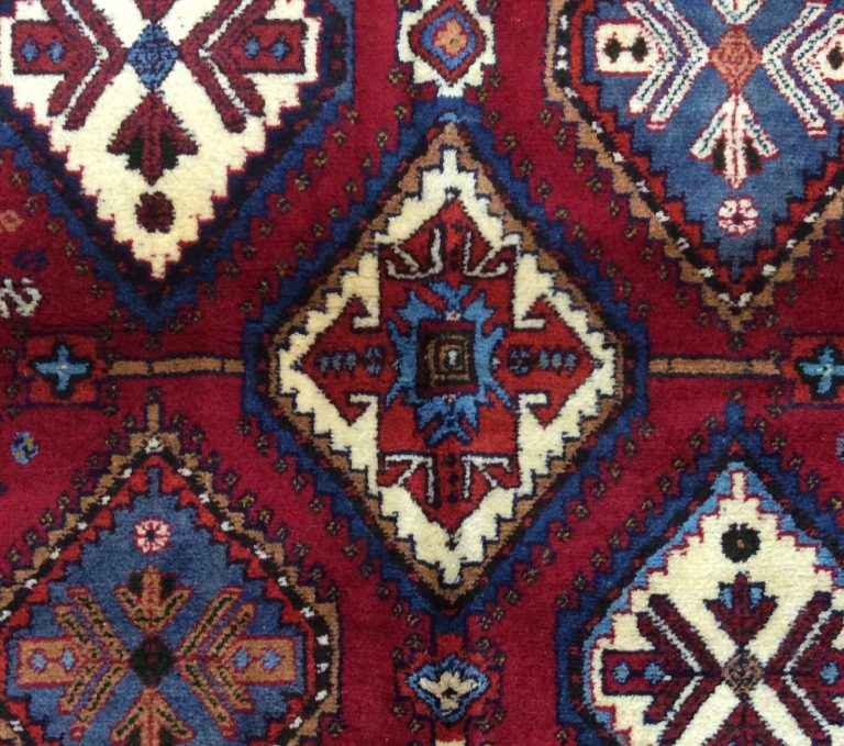 Yalameh Shiraz 148 cm. X 104 cm. Fine wool rug - Image 6