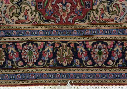 Isfahan extra fine 240 cm. X 137 cm. wool rug - Image 4