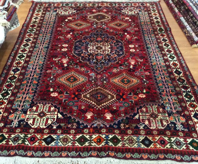 Qashqaie 295 cm. X 202 cm. fine wool carpet