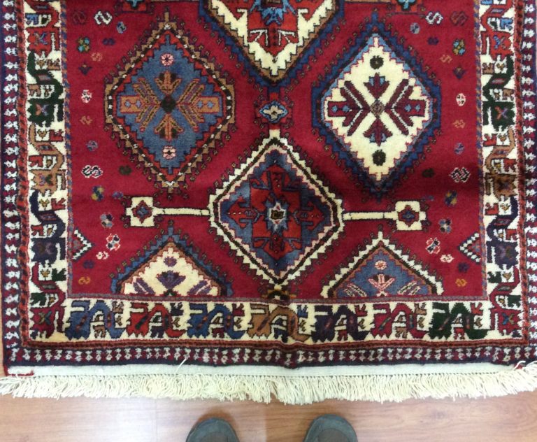 Yalameh Shiraz 148 cm. X 104 cm. Fine wool rug - Image 3