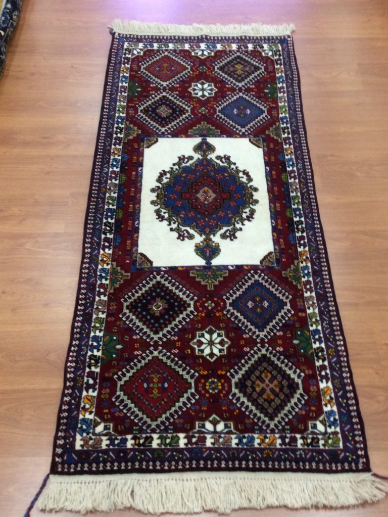 Yalameh Shiraz 195 cm. X 85cm. very fine wool runner - Image 5