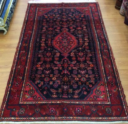 Hamedan 235 cm. X 140 cm. fine antique wool rug - Image 5