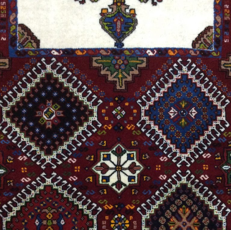 Yalameh Shiraz 195 cm. X 85cm. very fine wool runner - Image 9