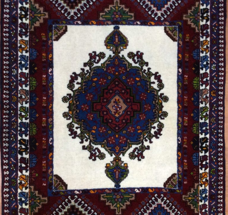 Yalameh Shiraz 195 cm. X 85cm. very fine wool runner - Image 2