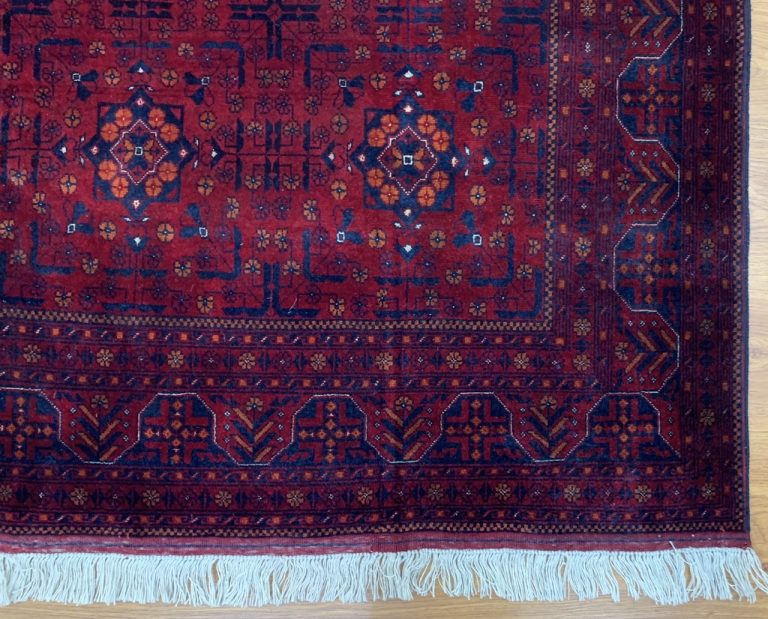 Super fine tribal 230 cm. X 177cm. red wool rug - Image 9