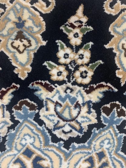 Extra Fine Silk & Wool 1.2 m. D. Naieen hand-knotted round rug - Image 4