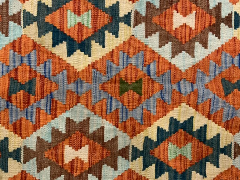 Boho 124 cm. X 78 cm. fine Bohemian wool kilim - Image 2