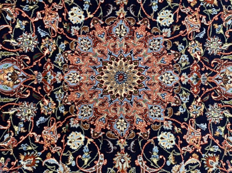 Isfahan super extra fine 160 cm. X 107 cm. silk and wool rug signature - Image 2