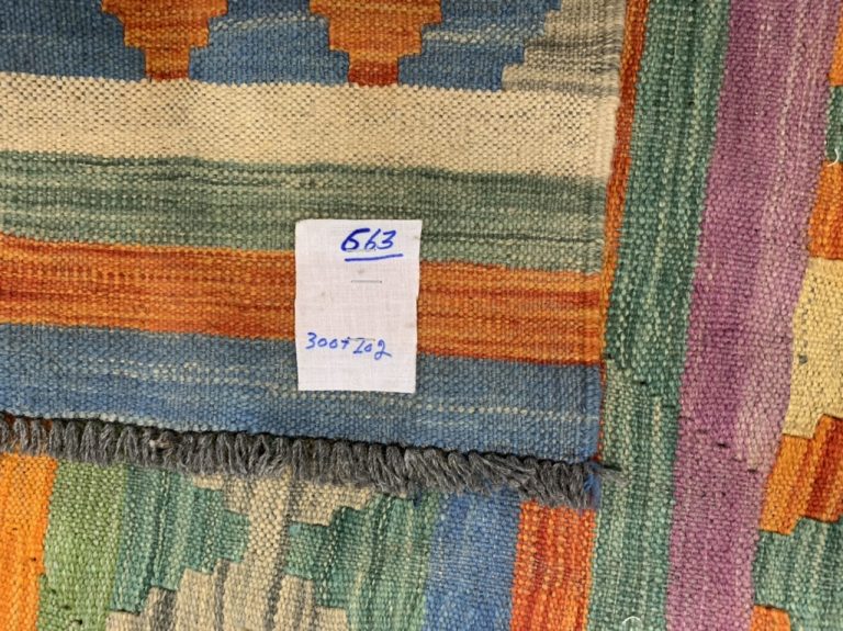 Boho Kilim 300 cm. X 202 cm. fine large Bohemian wool Kilim - Image 10