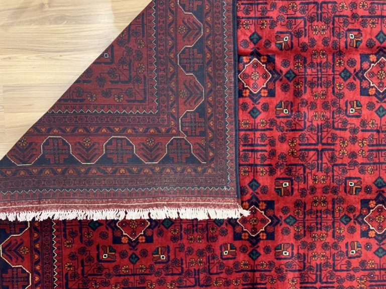 50% SALE - Persian hand-knotted Tribal 296 cm. X 196 cm. large wool rug - Image 4