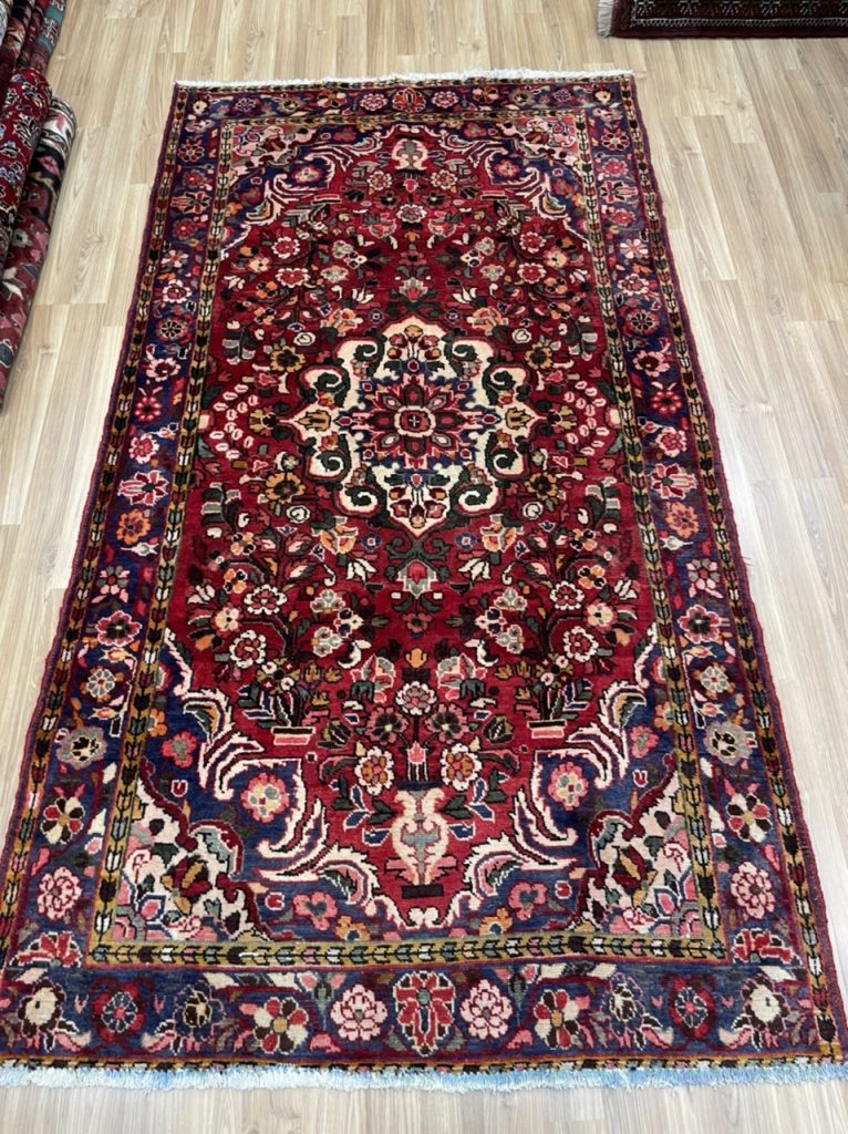 Lilian 260 cm. x 147 cm. very fine wool rug