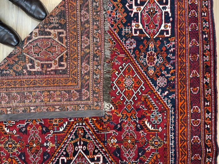 Qashqaie 243 cm. X 168 cm. fine wool rug - Image 3