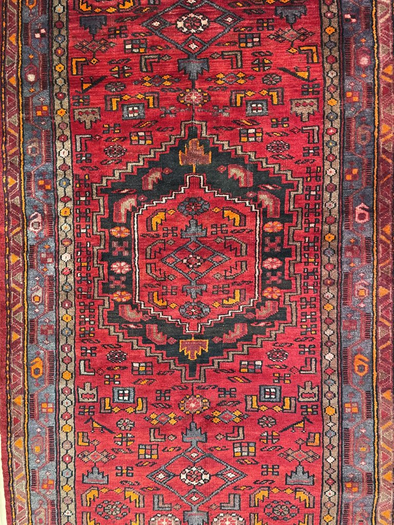 Hamedan Saveh  220 cm. X 138 cm. fine wool  rug - Image 2