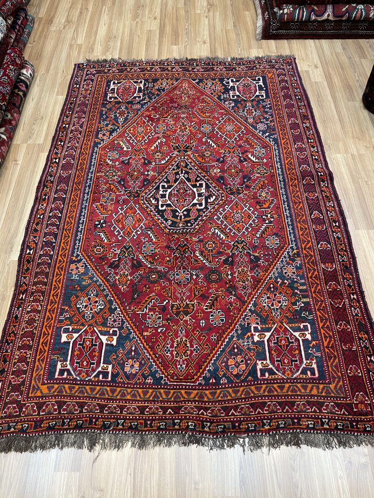 Qashqaie 243 cm. X 168 cm. fine wool rug