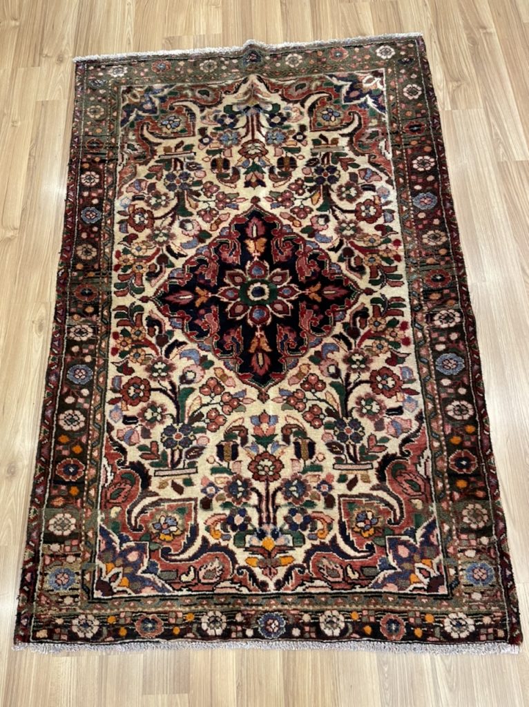 Super fine Farahan 170 cm. X  109 cm. wool  rug