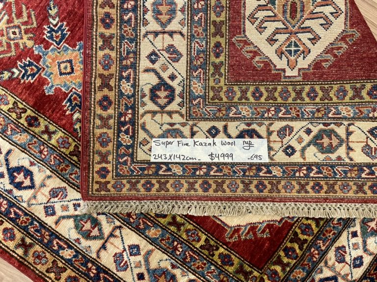 Super fine Kazak 243 cm. X 142 cm. wool rug - Image 9