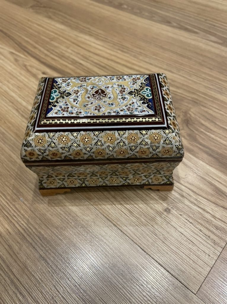 Persian Isfahan Inlaid jewel box 11 cm. X 8 cm. X 7 cm. high