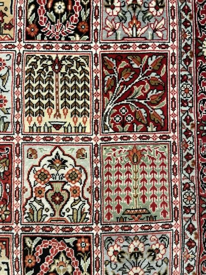 Premium quality signature Persian Qom pure silk rug 97 cm. X 61 cm. - Image 5