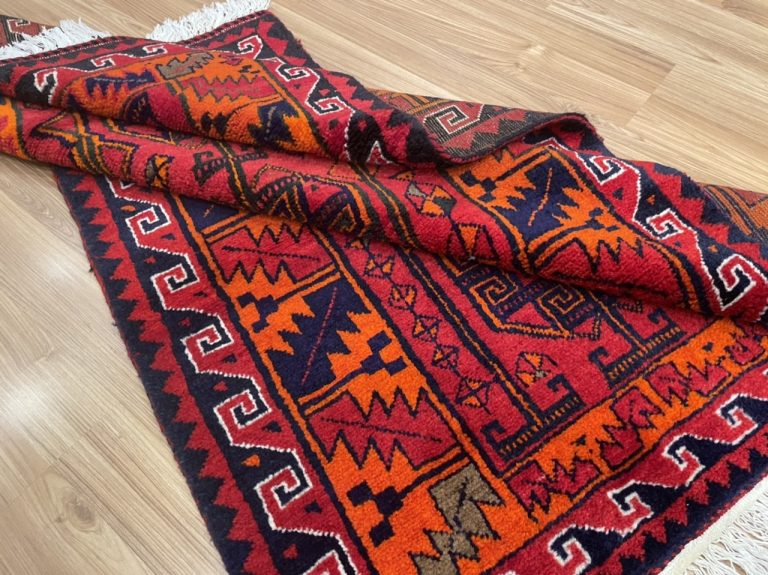 Persian Qashqai tribal wool rug 160 cm. X 104 cm. - Image 2