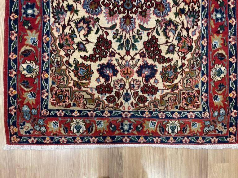 Super fine vintage Persian Isfahan rug 165 cm. X 105 cm. - Image 4