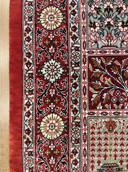 Premium quality signature Persian Qom pure silk rug 97 cm. X 61 cm. - Image 10