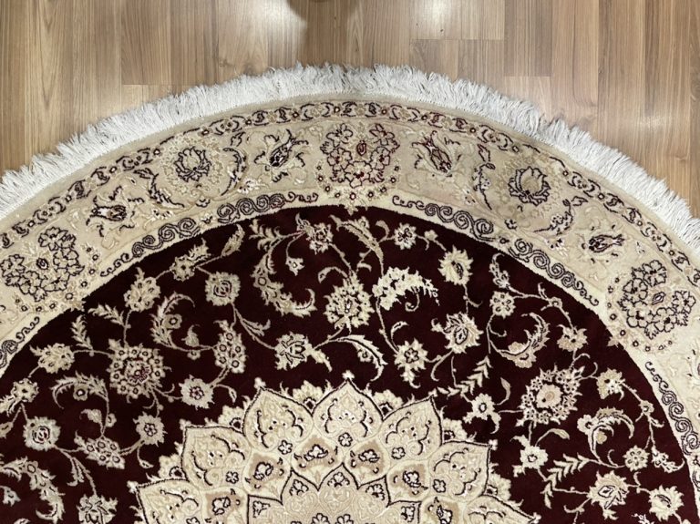 Premium quality Persian Naieen round rug 210 cm. D. - Image 10