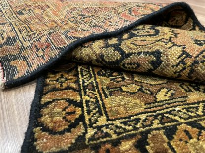Antique Vintage Persian Lilian Sarough 81 cm. X 56 cm. small wool rug