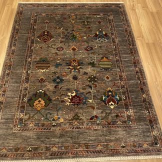 Premium Quality Persian Soltani Chobi large wool rug size 202 cm. X 151 cm.