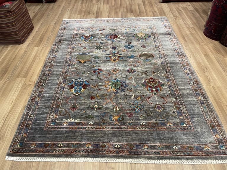 Premium Quality Persian Soltani Chobi large wool rug size 202 cm. X 151 cm.