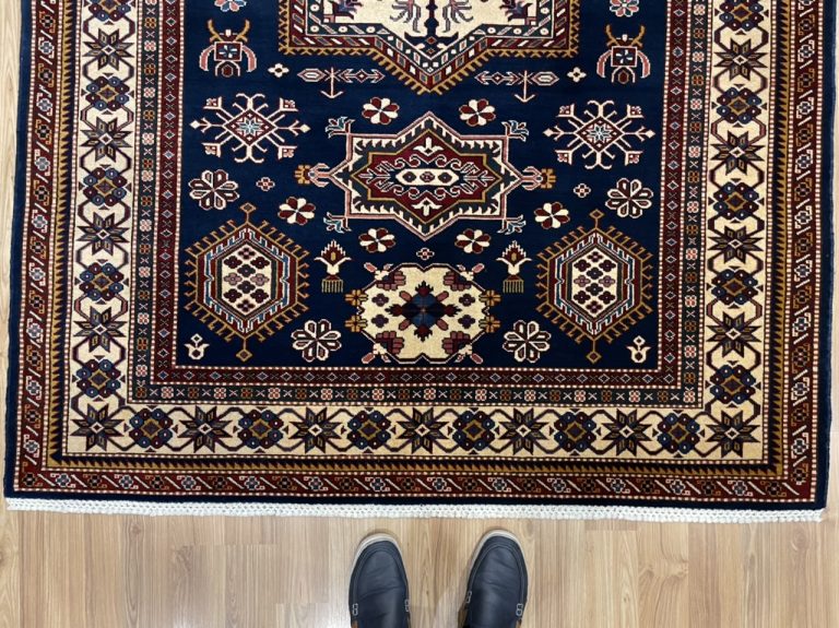 Super Fine Persian Kazak large wool rug size 203 cm. X 151 cm.