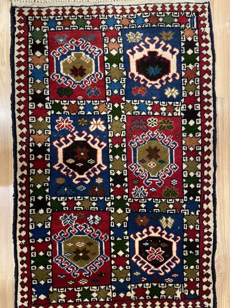 Persian Tribal Yalameh Shiraz Wool rug size: 93 cm. X 62 cm.