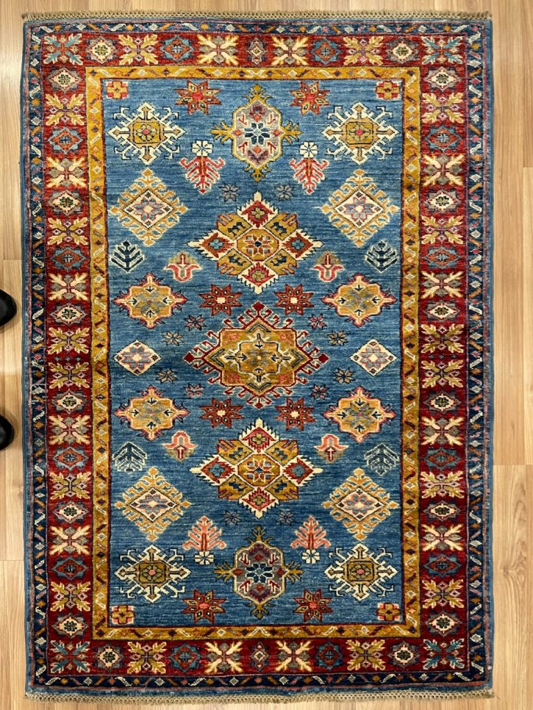 Premium quality Persian Kazak wool rug size 149 cm. X 105 cm.