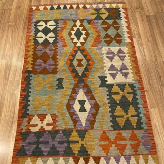 Persian Boho Handwoven Wool Size 150 cm. X 97 cm. Kilim Rug