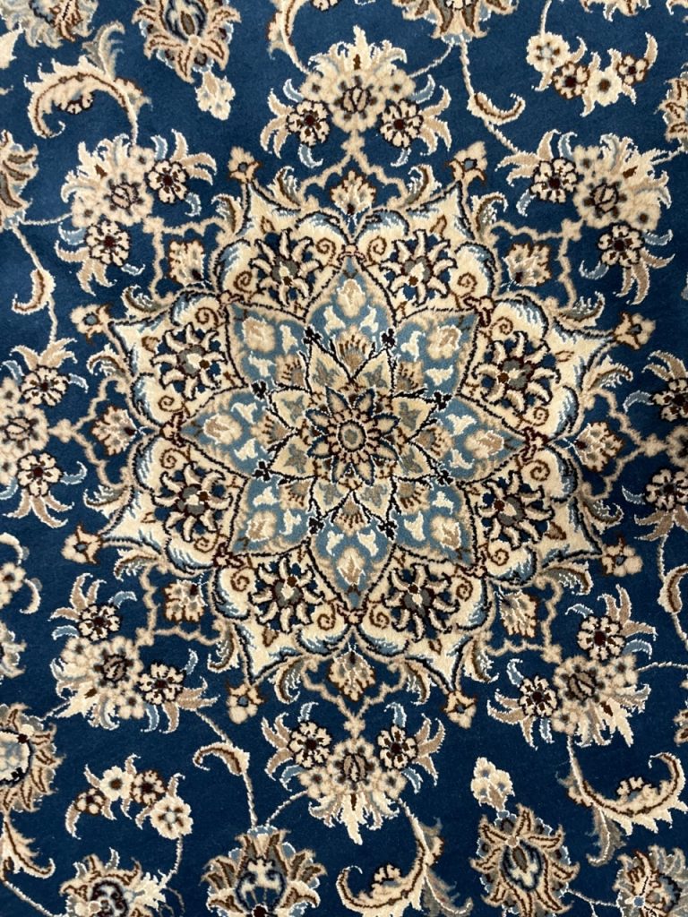 Premium quality Persian Naieen round rug 200 cm. D.