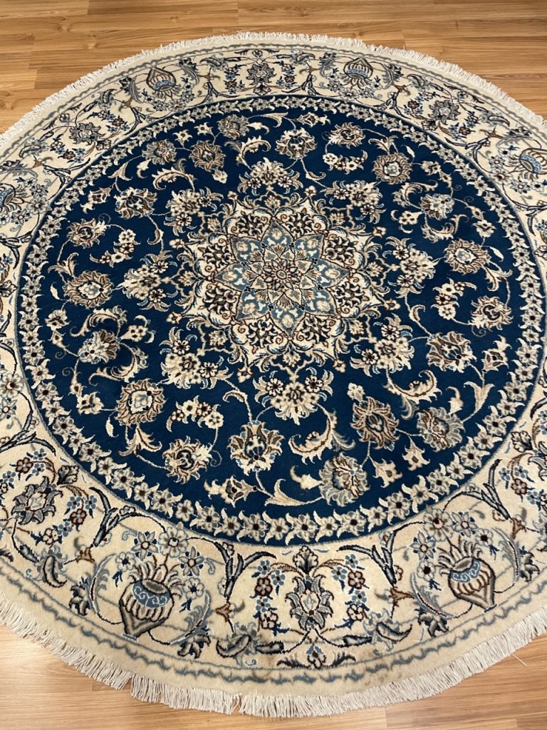 Premium quality Persian Naieen round rug 200 cm. D.