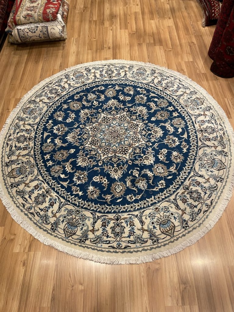 Premium quality Persian Naieen round rug 200 cm. D.