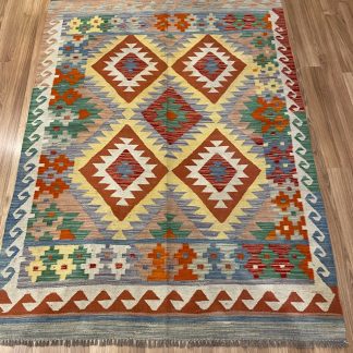 Persian rug sale - Boho Kilim rug - Adelaide Central Market - Persian Boho Handwoven Wool Size 181 cm. X 129 cm. Large Kilim Rug