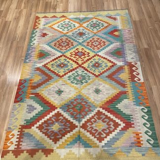 Persian rug sale - Boho wool kilim - Adelaide Central Market - Persian Boho Handwoven Wool Size 208 cm. X 142 cm. Large Kilim Rug