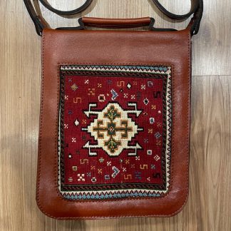 unisex messenger bag - Persian handmade hand bag - Unisex messenger Handbag made with Persian kilim size: 37 cm. X 22 cm. X 7 cm. - Adelaide Central Market