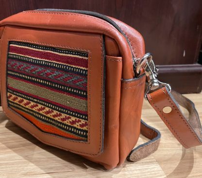 Leather bag - Persian bag - Adelaide Central Market - Leather Handbag with Persian kilim size: 23 cm. X 18 cm. X 7 cm. - Persian rugs and crafts