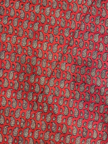 Persian Art Treasure - Adelaide Central Market - Persian Isfahan tablecloth - 200 cm. D Persian Isfahan round hand block printed red tablecloth